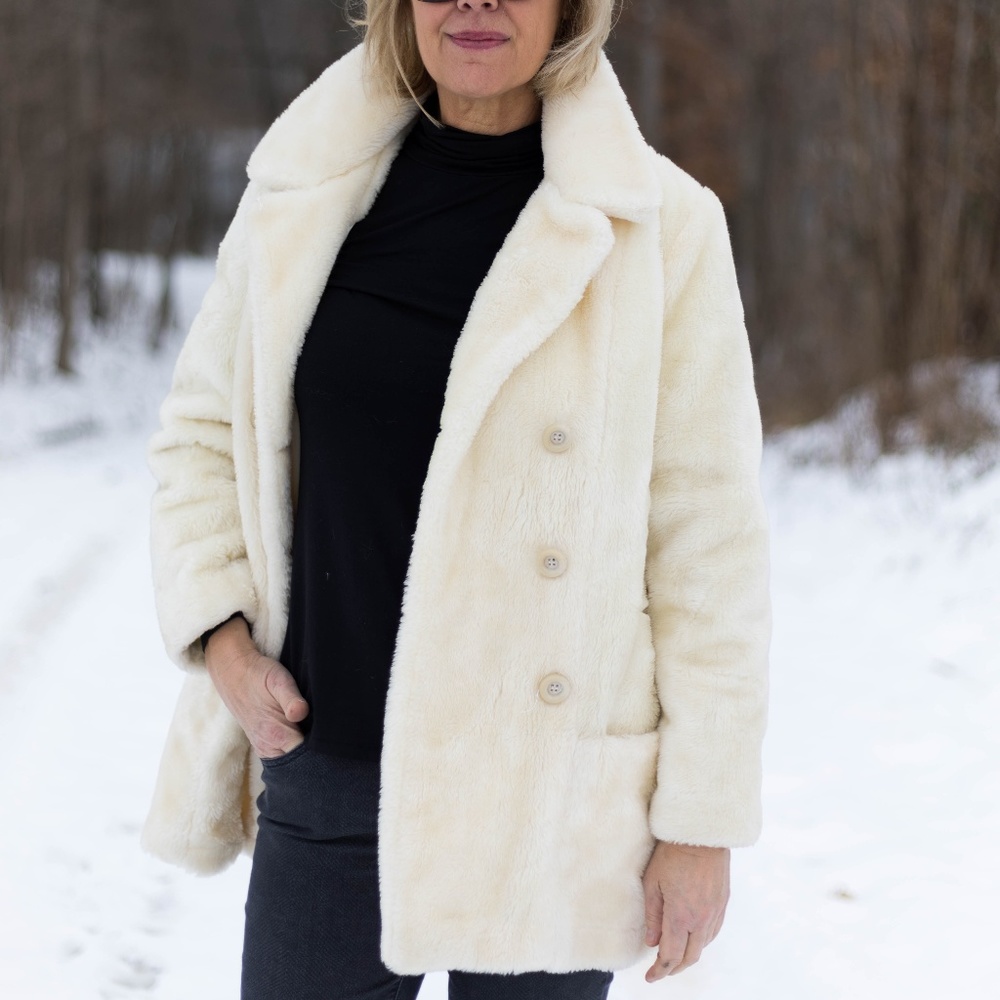 ⚠️SALE ⚠️ White Stag - Faux Fur Jacket - Off White